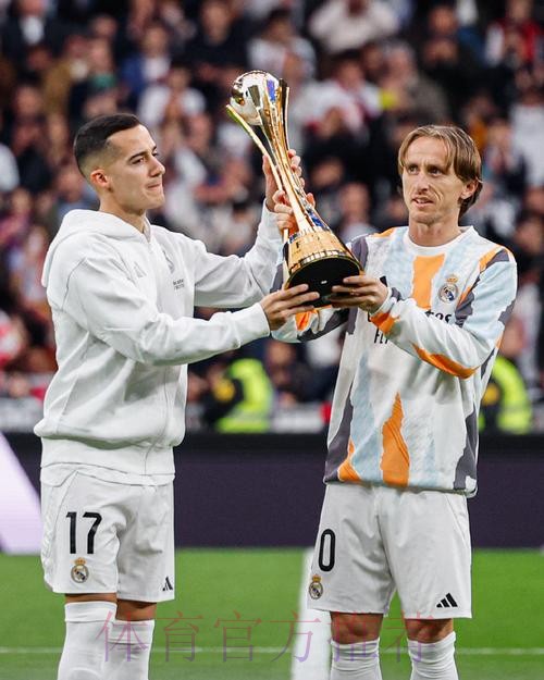 阿斯报：皇马为巴斯克斯开500万欧年薪续约报价